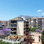 Modern Two Bedroom In Centre Appartement *