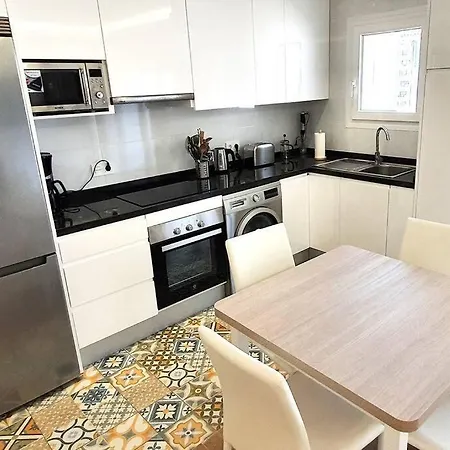 Modern Two Bedroom In Centre * Marbella