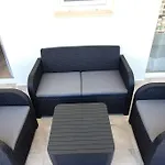 Modern Two Bedroom In Centre