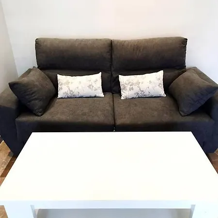 Διαμέρισμα Modern Two Bedroom In Centre *