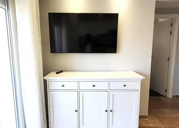 Modern Two Bedroom In Centre Marbella