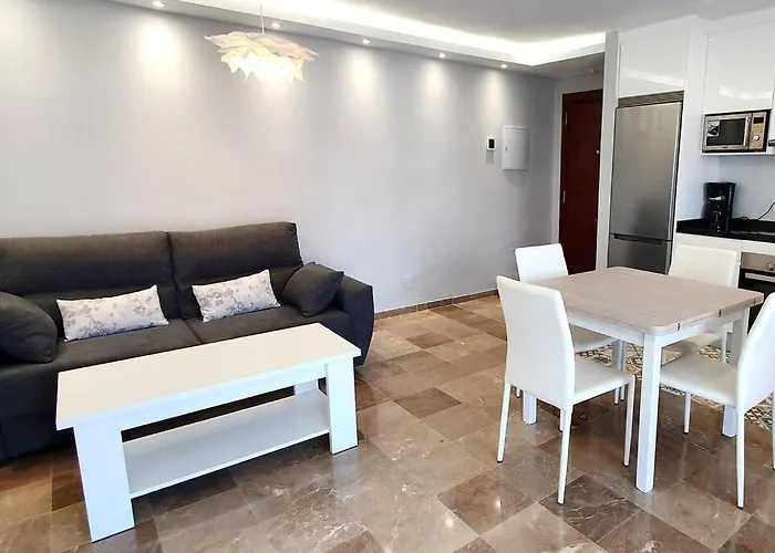 Апартаменты Modern Two Bedroom In Centre Марбелья