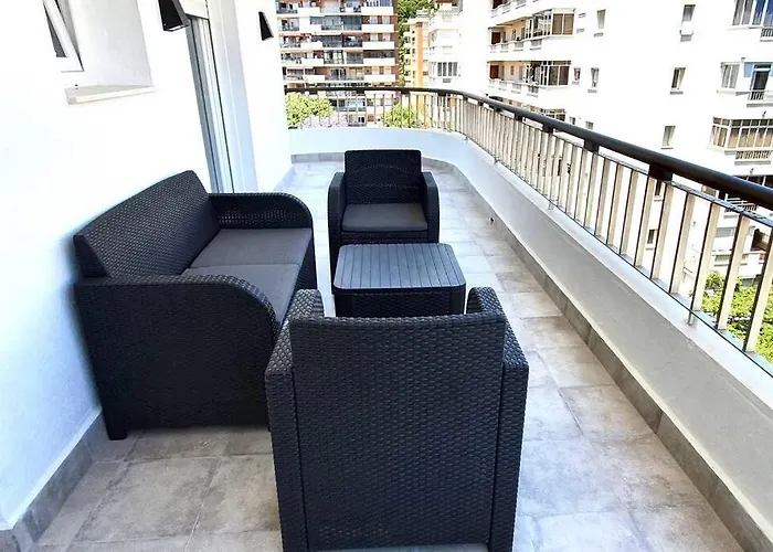 Modern Two Bedroom In Centre Marbella