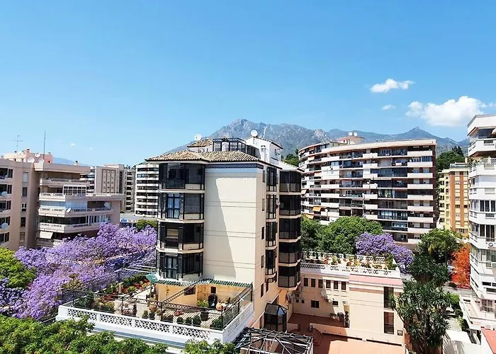 Modern Two Bedroom In Centre Lejlighed *
