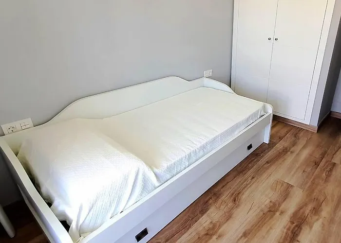 Modern Two Bedroom In Centre Apartament Marbella