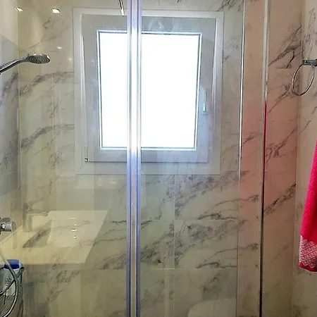 Modern Two Bedroom In Centre Daire Marbella