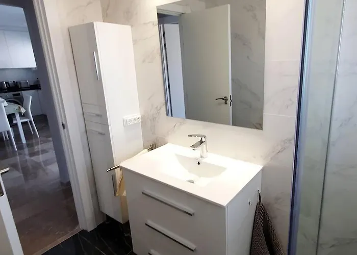 Appartement Modern Two Bedroom In Centre